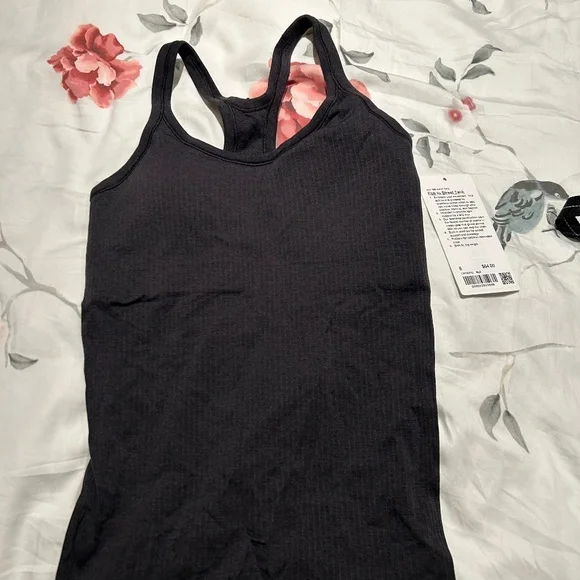 Lululemon Ebb to Street Tank Size 6 - Picture 3 of 6